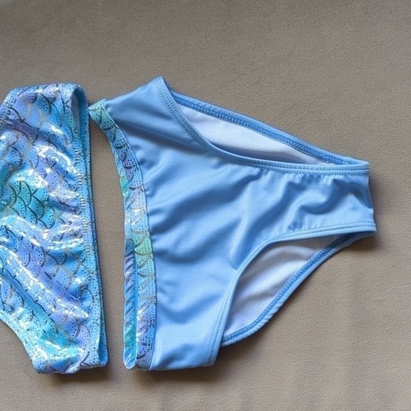 Basically by Btween Girls Size 6 Bikini Set Shiny Strappy Scales mermaid - Picture 2 of 8